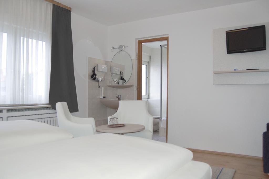 Hôtel Airport Zeltinger Hof à Kelsterbach Chambre photo